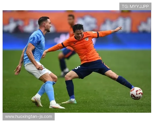 成都足球队与深圳足球队实力对比赛后分析与总结